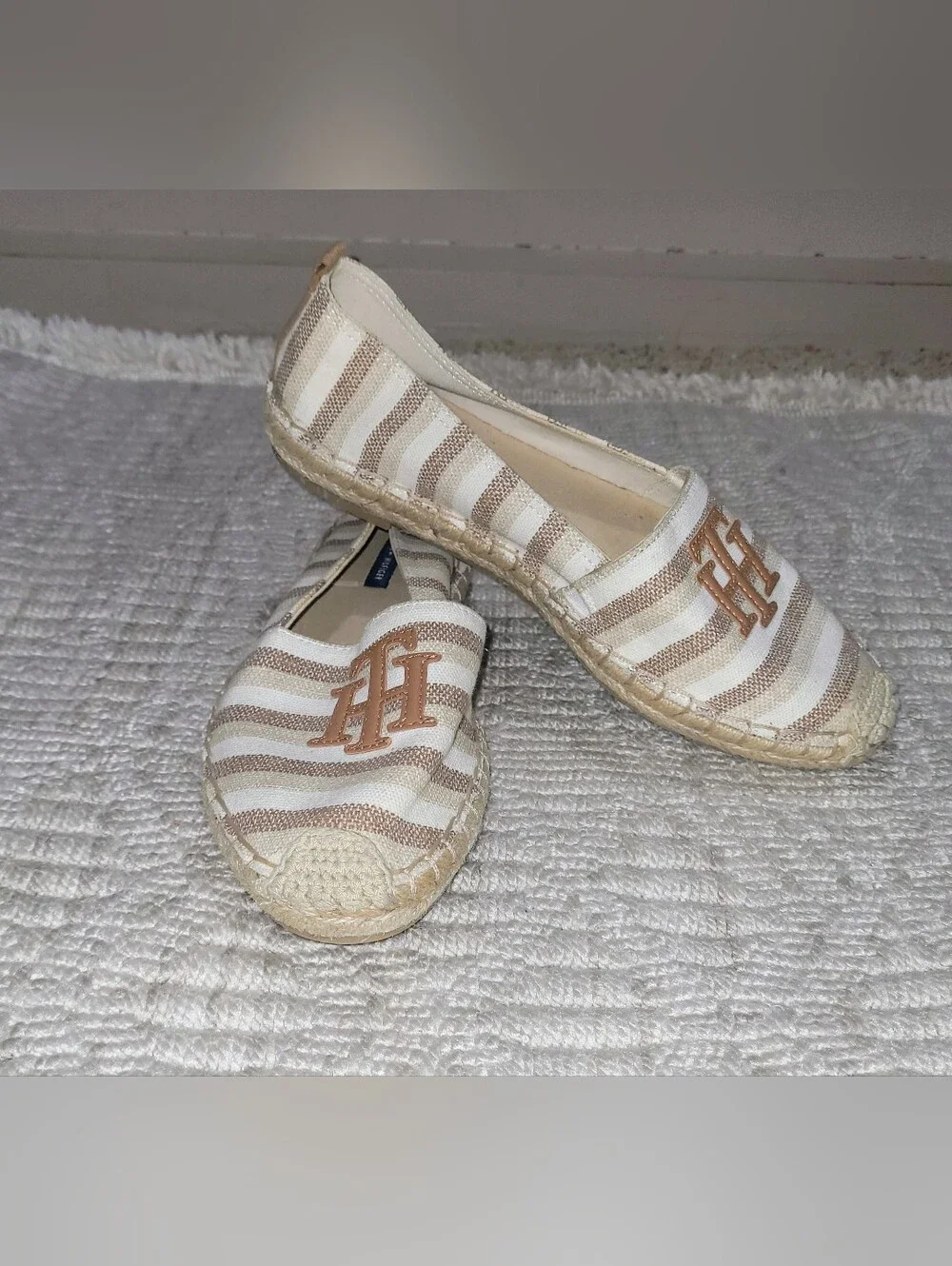 Tommy Hilfiger Striped Canvas Espadrille Flats Brown Tan Sz 8